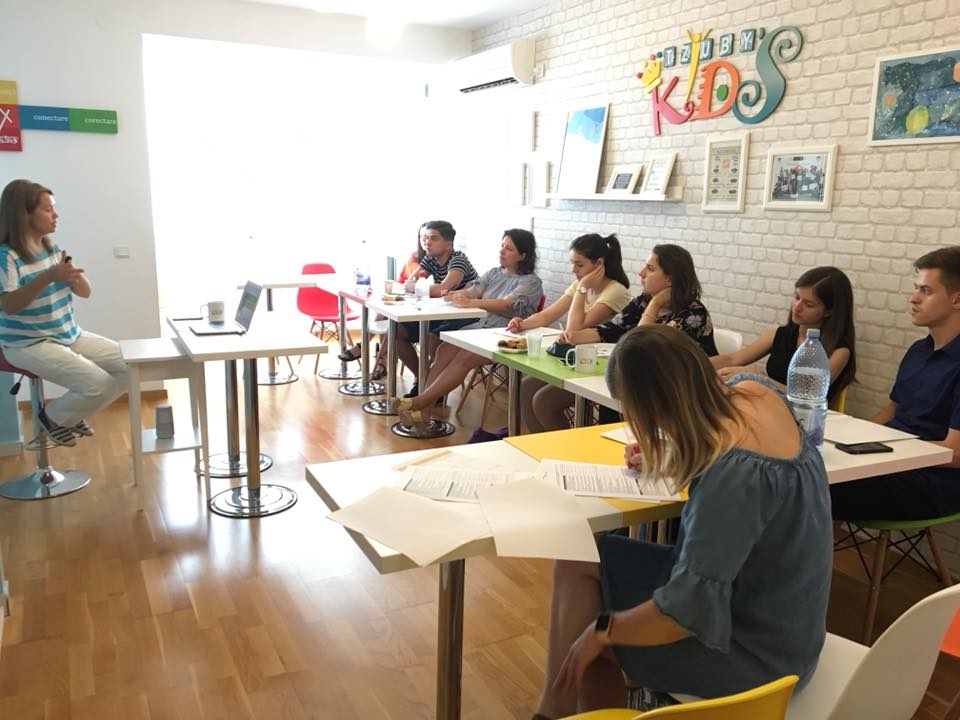 37359646_846578432200207_8721411456555286528_n